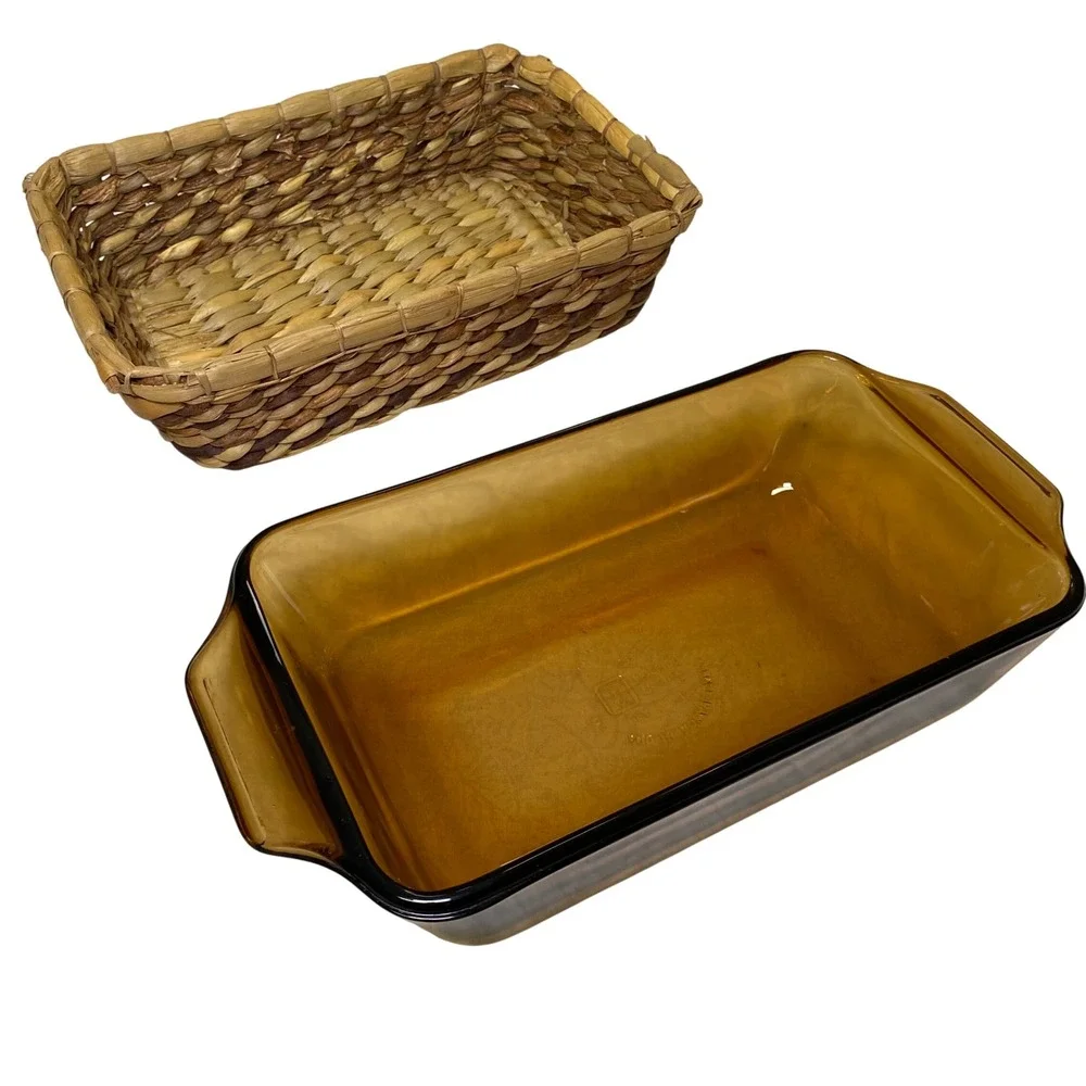 Anchor Hocking 441 Amber Glass Loaf Pan w Woven Basket Cradle 11